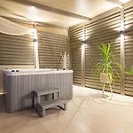 Vedi Town Luxury *