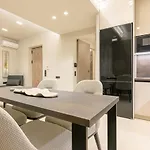 Vedi Town Luxury 公寓 扎金索斯镇