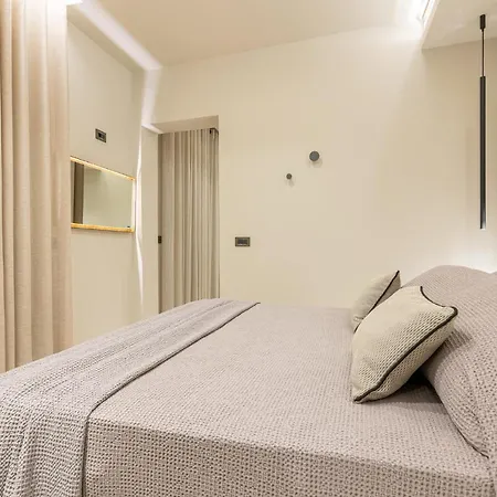 Vedi Town Luxury Apartman *